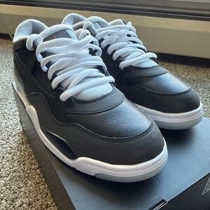 Air Jordan 4 RM PRM Black/Fire Red Wolf Gray/ White